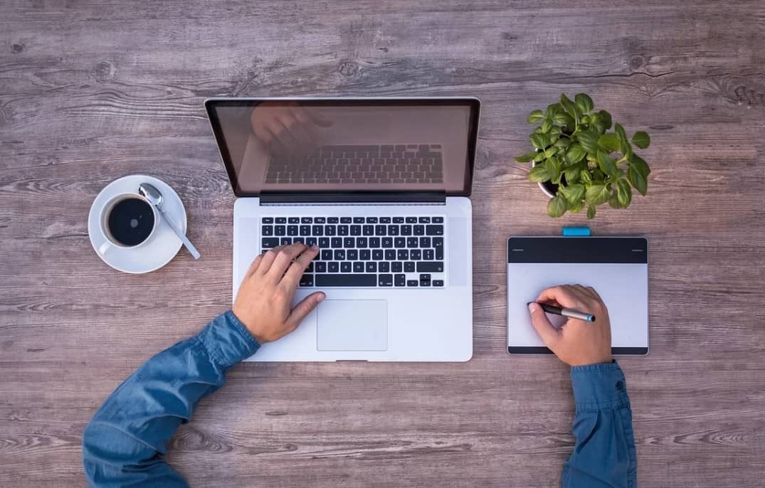 Las mejores plataformas gratuitas para crecer profesionalmente desde Perú